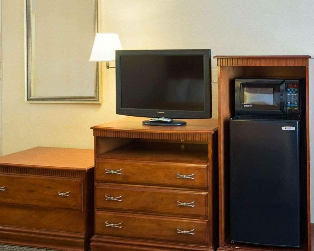 Quality Inn Takoma Park Εξωτερικό φωτογραφία